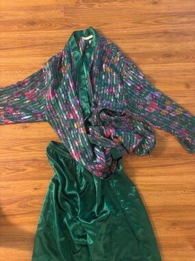 Vintage Victoria's Secret Green Floral Satin top and pants Set